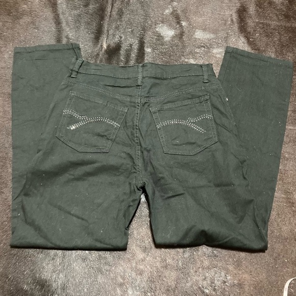 Gloria Vanderbilt “Amanda” Jeans size 10P high rise EUC - Picture 12 of 15